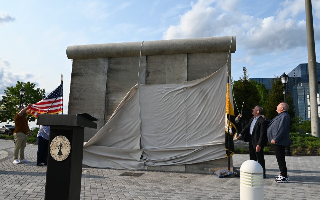 Hudson County Executive Craig Guy, Board of County Commissioners Unveil Laurel Hill Park Mural that Includes a Piece of the Berlin Wall